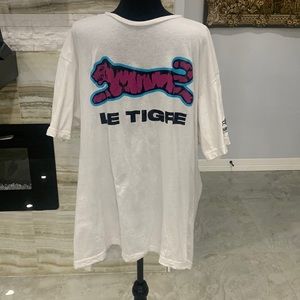 Le Tigre Collection White Short Sleeve Tee. Size‎ 2XL